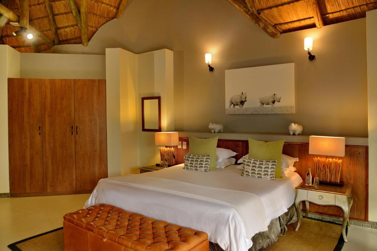 Tambuti Lodge Pilanesberg Exteriör bild