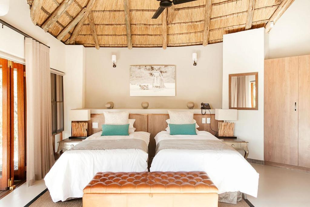 Tambuti Lodge Pilanesberg Exteriör bild